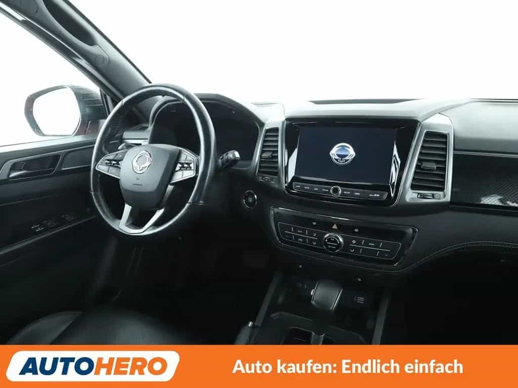 Ssangyong Musso Grand 2.2 TD Black Line 4WD Aut.*NAV*AHK* 10/2023-photo-11