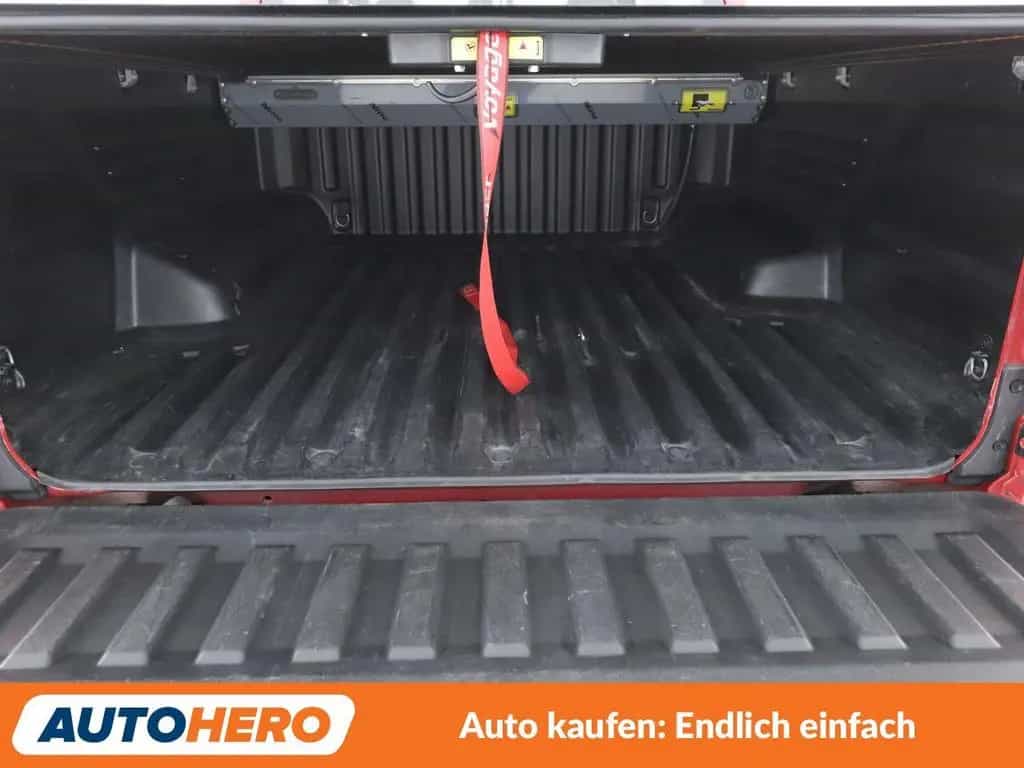 Ssangyong Musso Grand 2.2 TD Black Line 4WD Aut.*NAV*AHK* 10/2023-photo-16