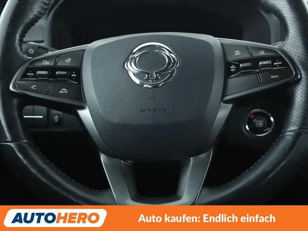 Ssangyong Musso Grand 2.2 TD Black Line 4WD Aut.*NAV*AHK* 10/2023-photo-17