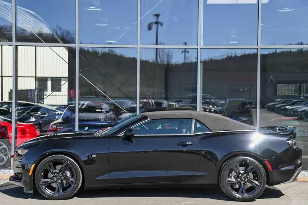 Chevrolet Camaro Cabrio 6.2 V8 10-Gang Aut. *Klappenabgas* 10/2021-photo-27