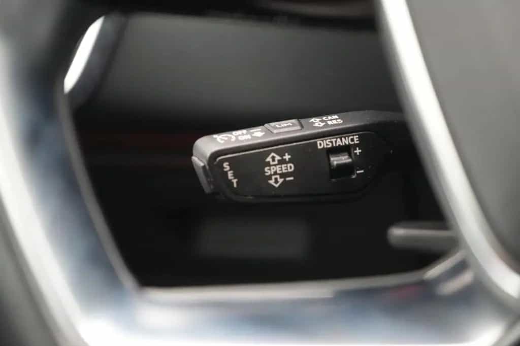 Audi A6 Avant 45 TDI quattro CARPLAY+AHKKU+RFKAMERA 02/2022-photo-10