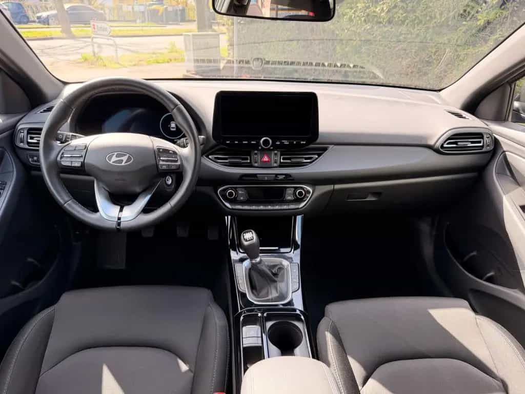 Hyundai i30 Advantage NAVLI LED SPUR KLIMAAUTO KAMERA 03/2025-photo-14