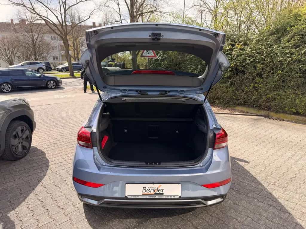 Hyundai i30 Advantage NAVLI LED SPUR KLIMAAUTO KAMERA 03/2025-photo-6