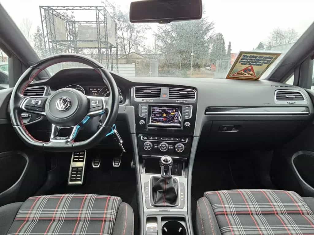 Volkswagen Golf VII 2.0 GTI Performance NAVI XENON PDC SHZ 04/2014-photo-8