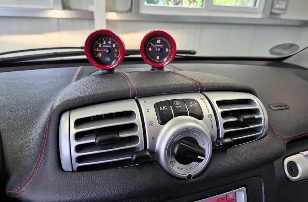 Smart ForTwo coupe Brabus Xclusive Red Edtion 09/2014-photo-16