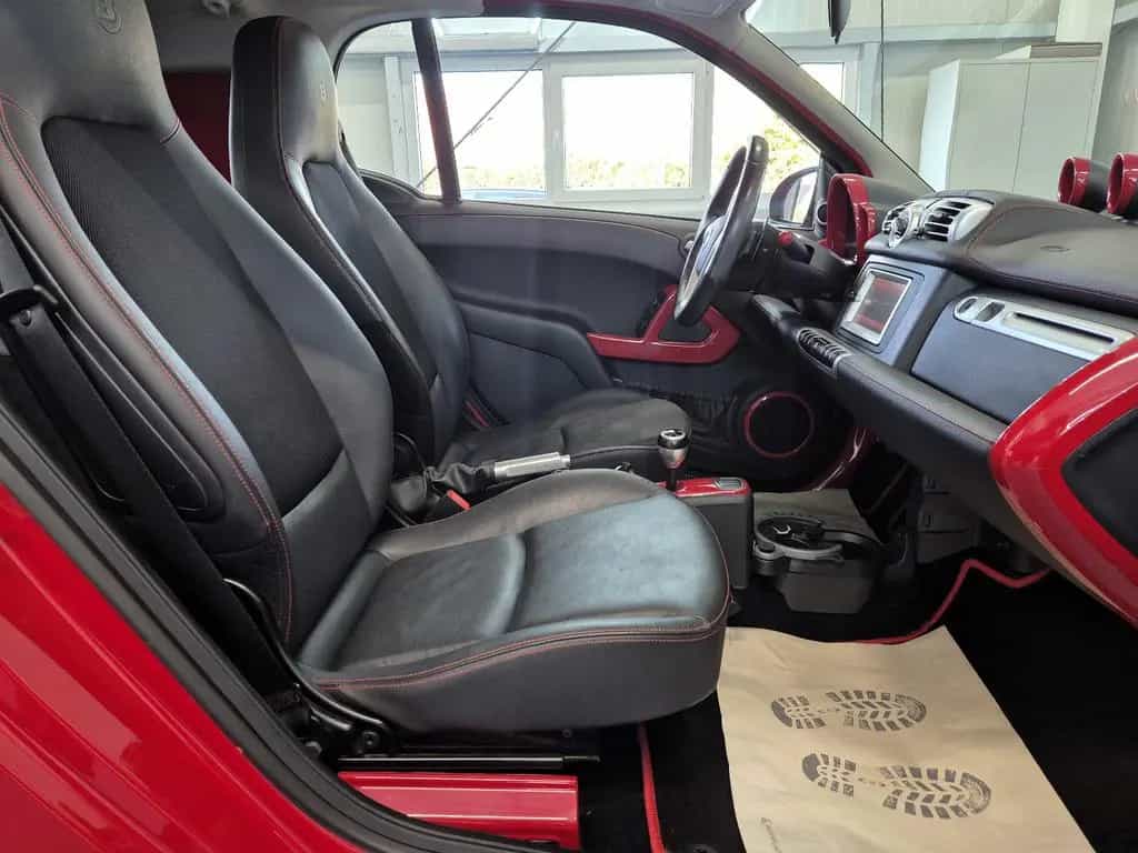 Smart ForTwo coupe Brabus Xclusive Red Edtion 09/2014-photo-19