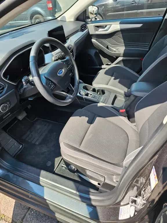 Ford Focus 1,0 EcoBoost 92kW Turnier 08/2019-photo-10
