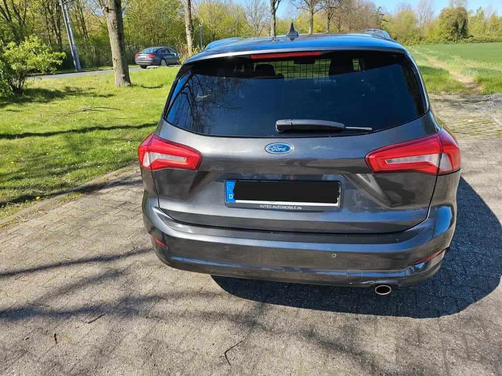 Ford Focus 1,0 EcoBoost 92kW Turnier 08/2019-photo-4
