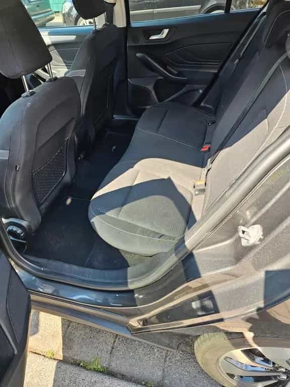 Ford Focus 1,0 EcoBoost 92kW Turnier 08/2019-photo-9