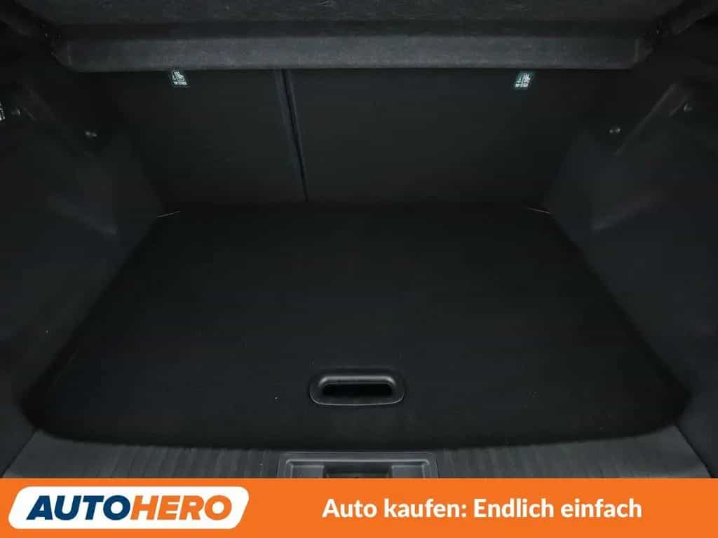 Renault Captur 1.3 TCe Intens Aut.*NAVI*360CAM*LED*SHZ* 12/2020-photo-17