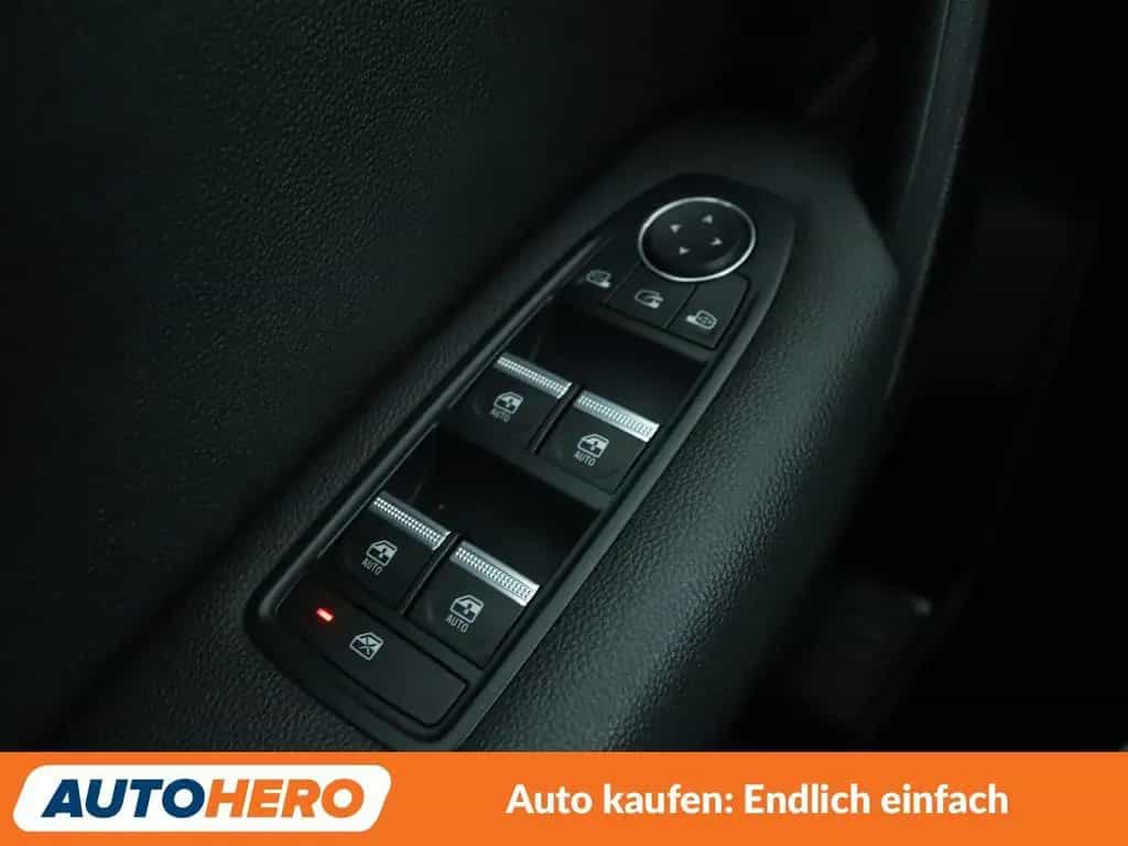 Renault Captur 1.3 TCe Intens Aut.*NAVI*360CAM*LED*SHZ* 12/2020-photo-25