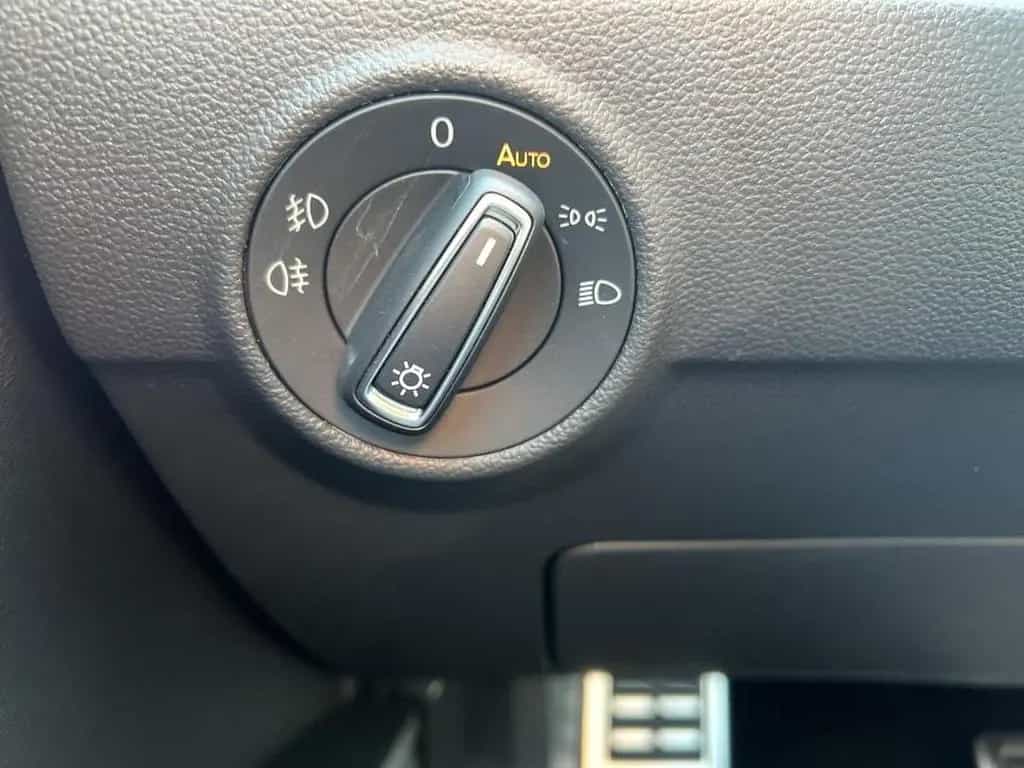 Volkswagen T-Roc Cabriolet R-Line 1.5TSI Navi+Kamera+LED+AH 12/2021-photo-14