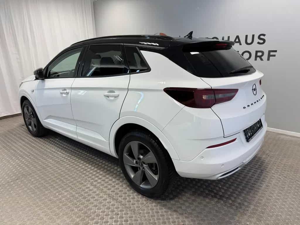 Opel Grandland (X) 1.2 Ultimate LED*360Grad*Navi 07/2024-photo-3