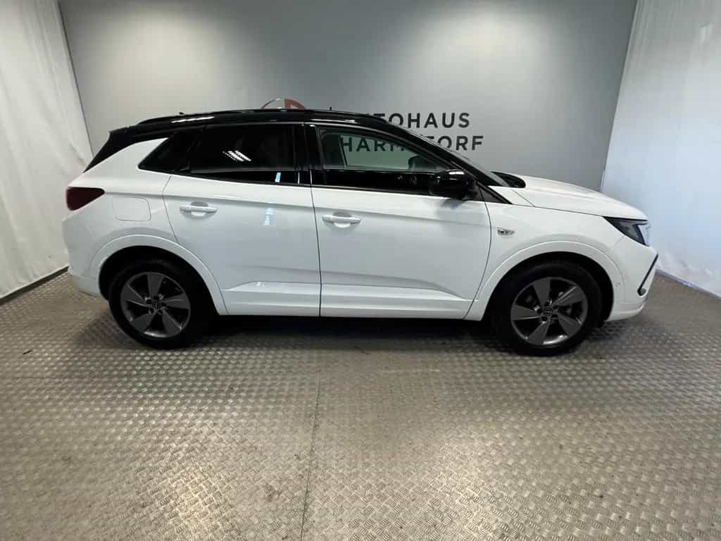 Opel Grandland (X) 1.2 Ultimate LED*360Grad*Navi 07/2024-photo-6