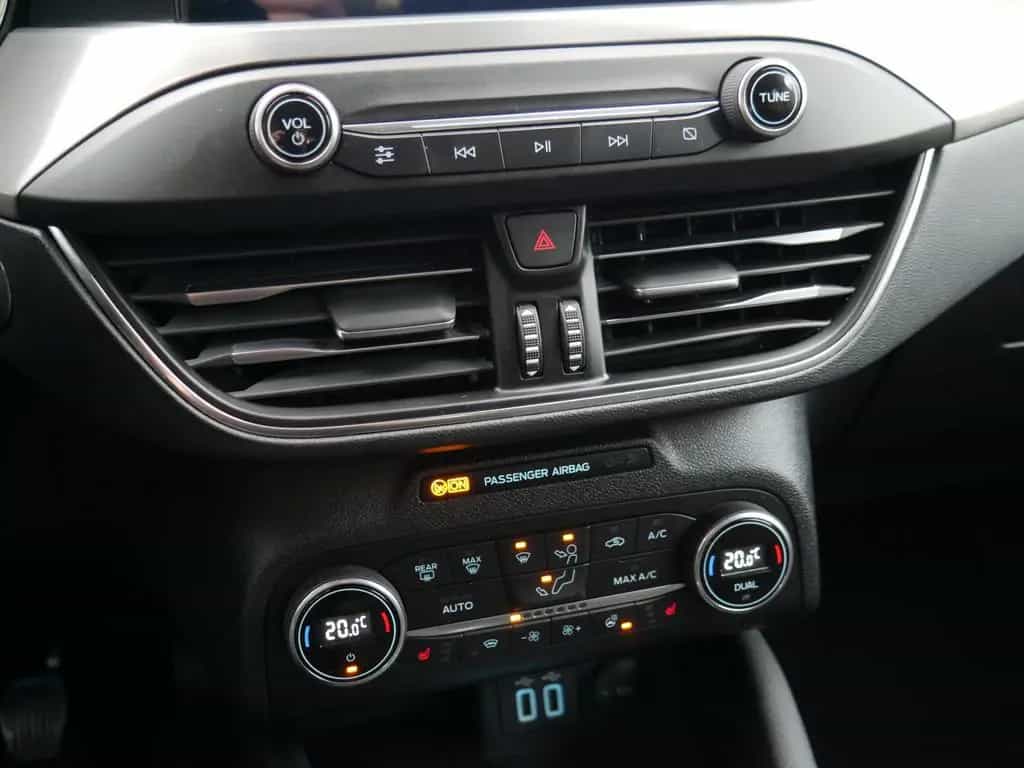 Ford Focus 1.0 EcoBoost Hybrid Titanium S/S AHK LED 11/2020-photo-10