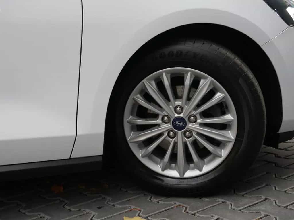 Ford Focus 1.0 EcoBoost Hybrid Titanium S/S AHK LED 11/2020-photo-4