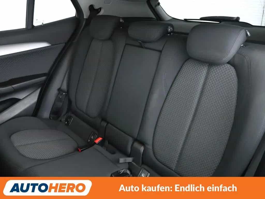 BMW X2 sDrive 18i Advantage Aut.*NAVI*LED*TEMPO*PDC* 09/2018-photo-11