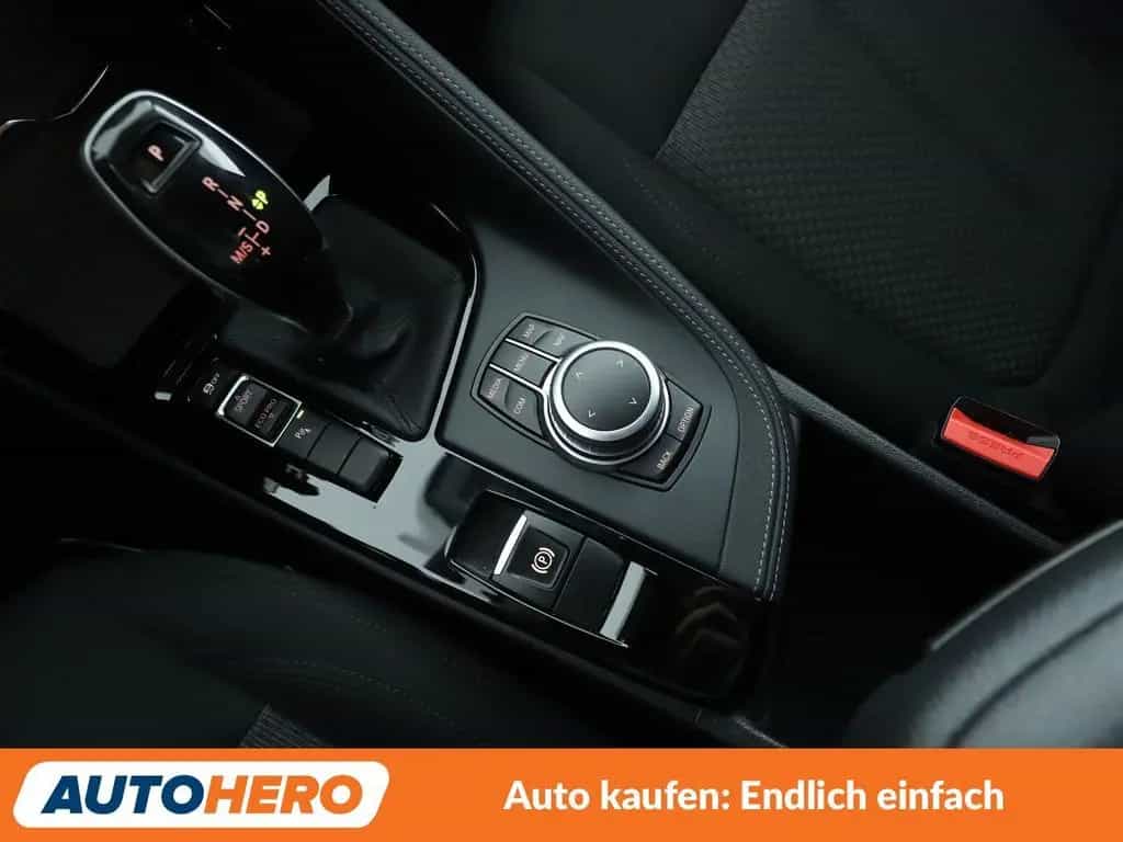 BMW X2 sDrive 18i Advantage Aut.*NAVI*LED*TEMPO*PDC* 09/2018-photo-21
