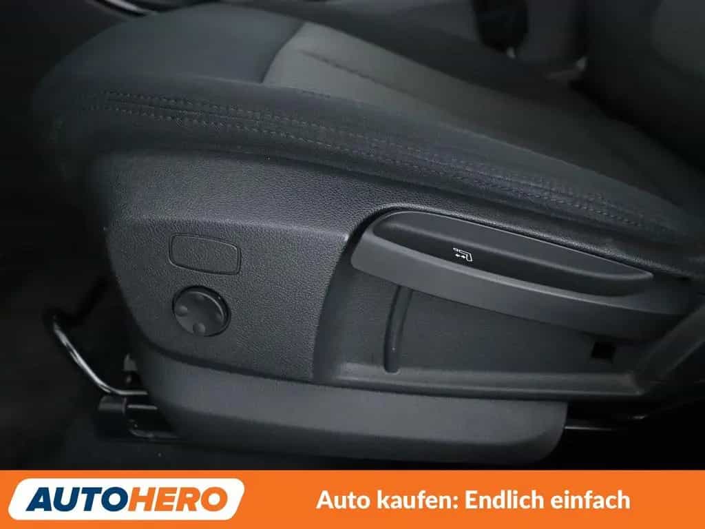 BMW X2 sDrive 18i Advantage Aut.*NAVI*LED*TEMPO*PDC* 09/2018-photo-24