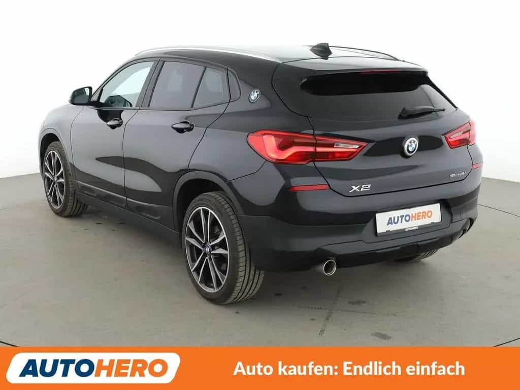 BMW X2 sDrive 18i Advantage Aut.*NAVI*LED*TEMPO*PDC* 09/2018-photo-1