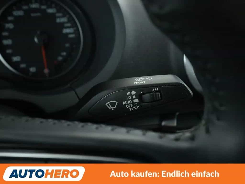 Audi A3 Limousine 35 TFSI Design Aut.*NAV*TEMP*CAM* 10/2019-photo-28