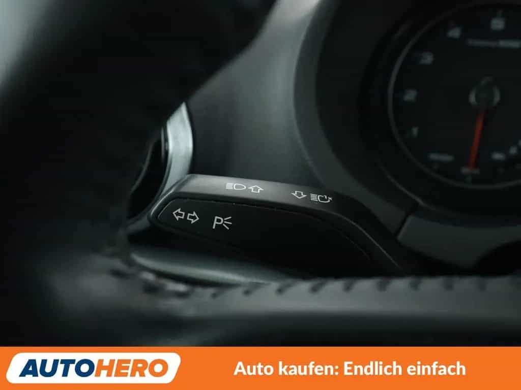 Audi A3 Limousine 35 TFSI Design Aut.*NAV*TEMP*CAM* 10/2019-photo-29