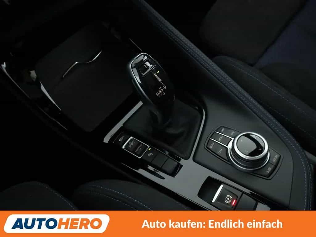 BMW X1 sDrive 20i M Sport Aut.*NAVI*CAM*SHZ* 07/2018-photo-26