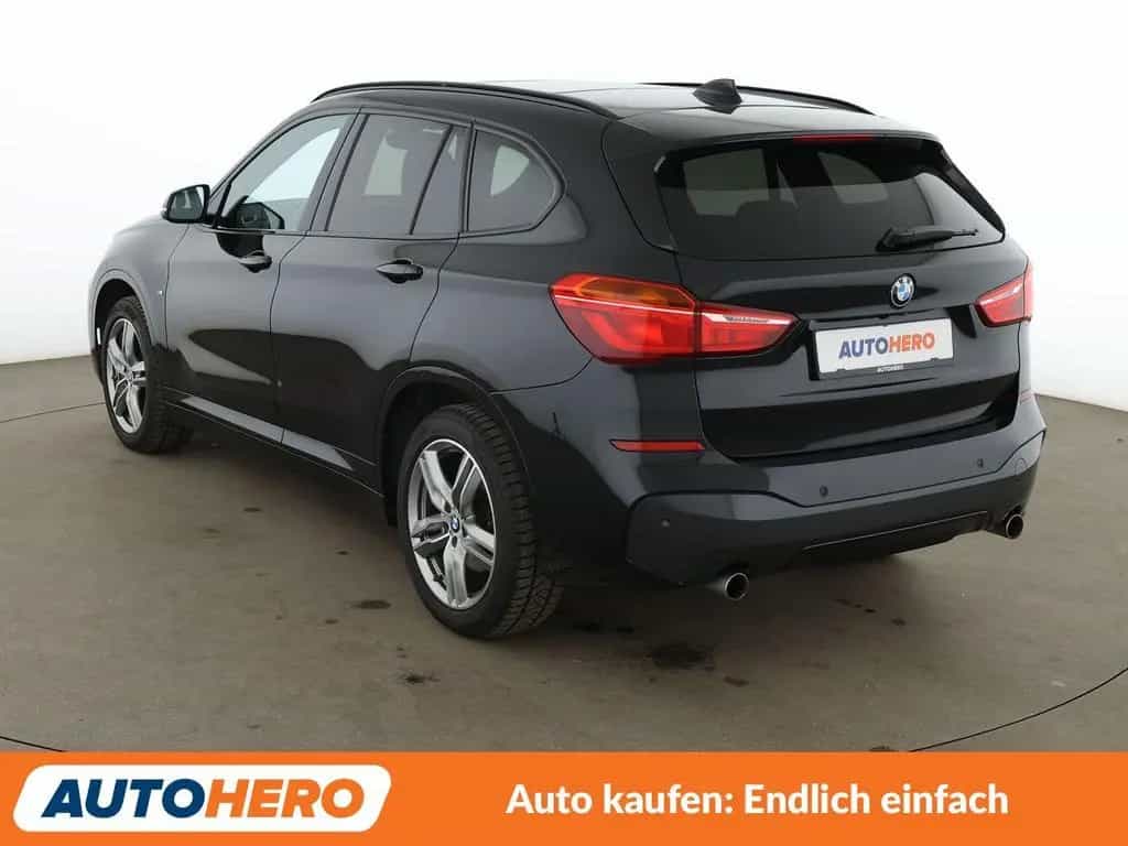 BMW X1 sDrive 20i M Sport Aut.*NAVI*CAM*SHZ* 07/2018-photo-3