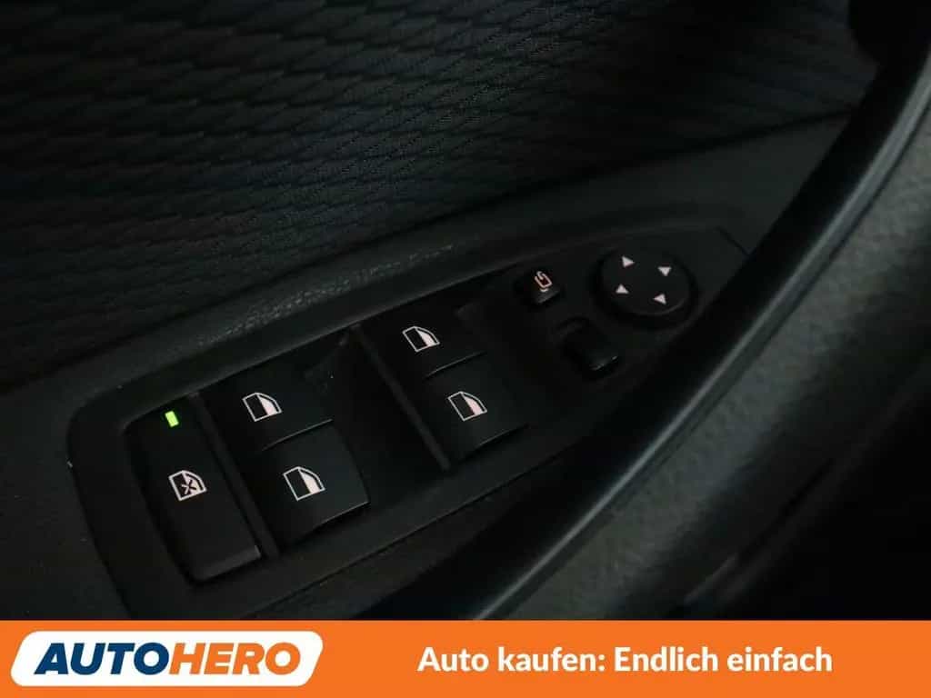 BMW X1 sDrive 20i M Sport Aut.*NAVI*CAM*SHZ* 07/2018-photo-30