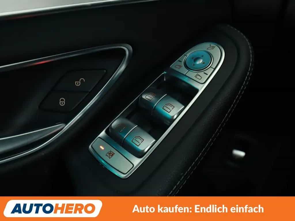 Mercedes-Benz C 300 T AMG Line Aut.*NAVI*CAM*LED*ACC*PANO*AHK* 08/2018-photo-24