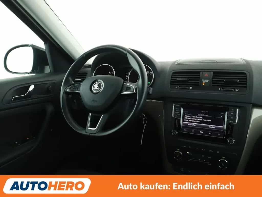 Skoda Yeti 1.4 TSI Elegance Aut.*NAVI*XENON*PDC*SHZ* 01/2015-photo-12