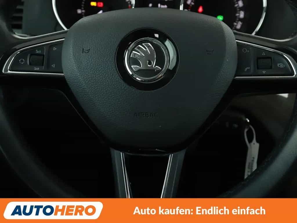 Skoda Yeti 1.4 TSI Elegance Aut.*NAVI*XENON*PDC*SHZ* 01/2015-photo-18