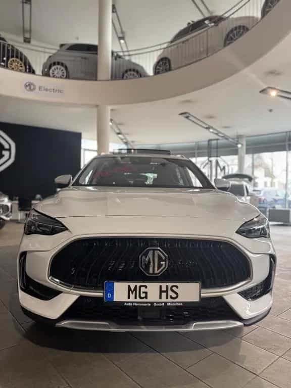 MG HS Luxury 1.5T 7-DCT *PANO*VOLLAUSSTATTUNG 01/2024-photo-2
