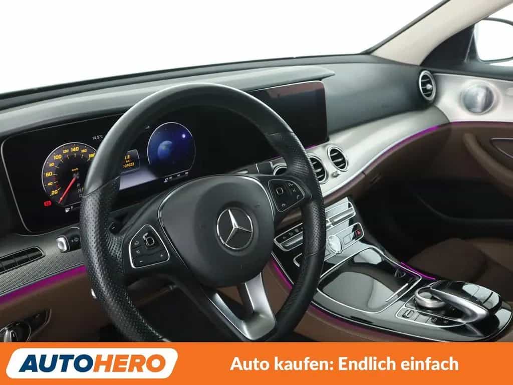 Mercedes-Benz E-Class 250 Avantgarde Aut.*LED*NAVI*ACC*CAM*PDC*SHZ* 10/2016-photo-10