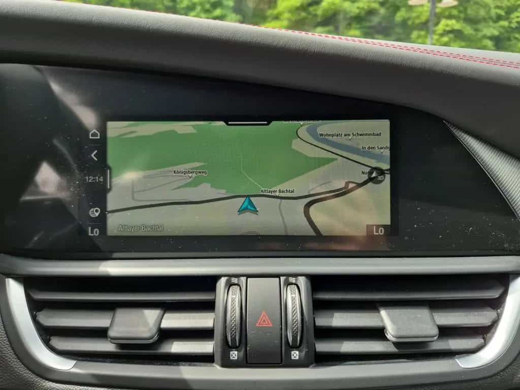 Alfa Romeo Giulia Competizione Q4 LED Leder Navi Rückfahrka 09/2023-photo-11