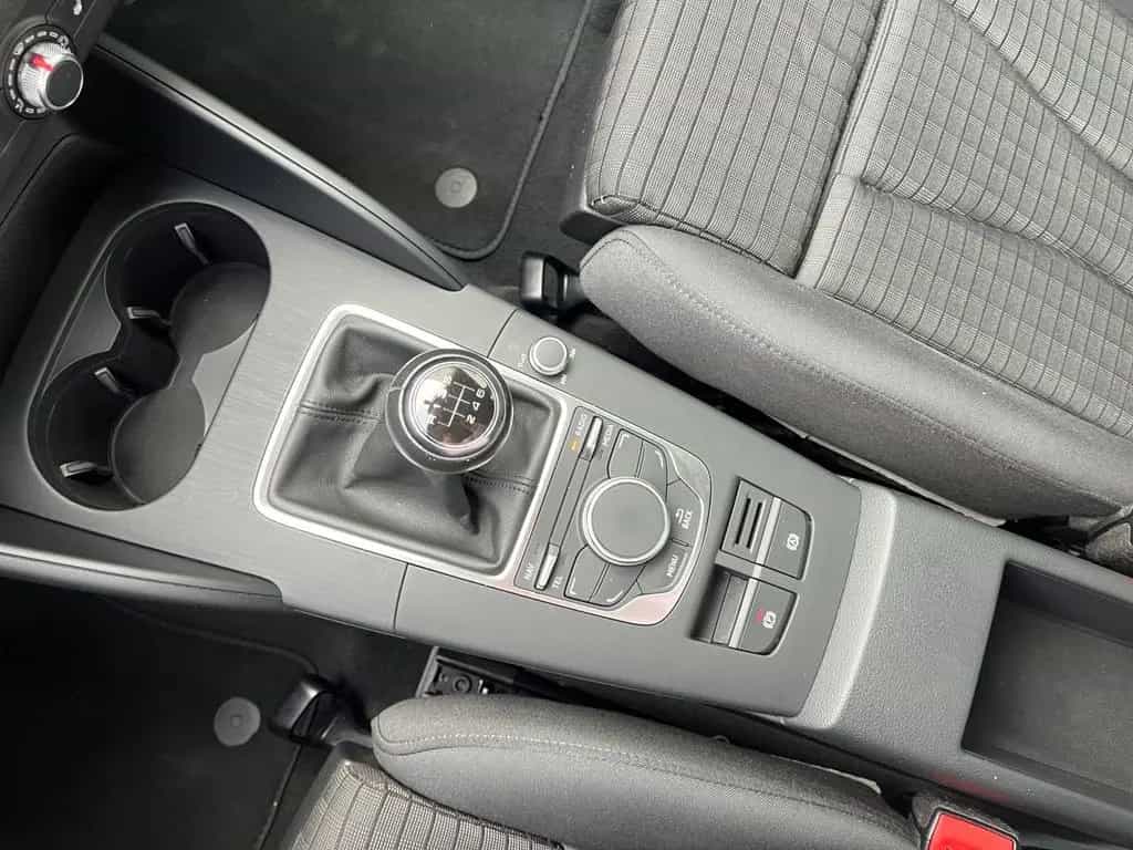 Audi A3 Sportback 1.4TFSI Ambition PDC+Xenon+Sitzh. 03/2016-photo-20