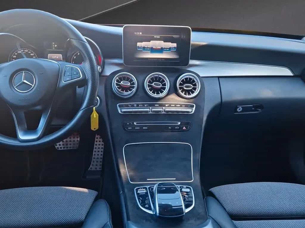 Mercedes-Benz C-Class 250 Avantgarde *Nav*Pano*360Kam*LED*Burmeister 05/2018-photo-15