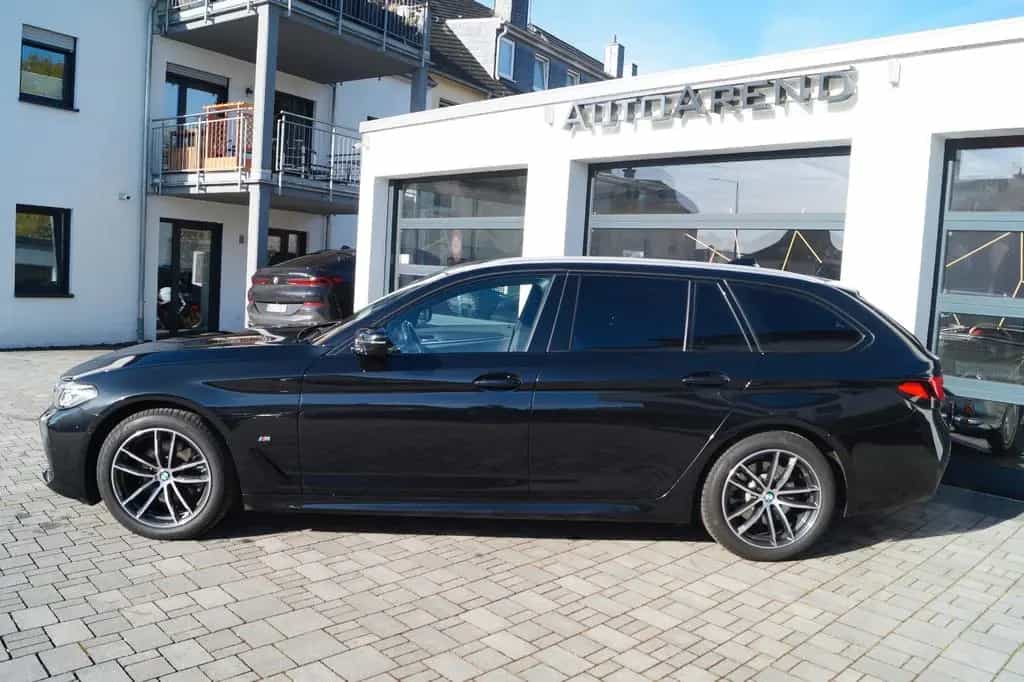 BMW 5 Series 520d xDrive M Sport *Driving Assist, Keyless* 11/2022-photo-6