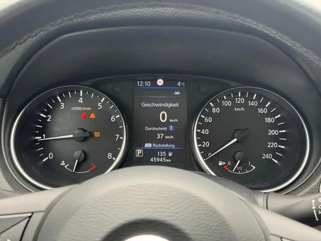 Nissan Qashqai 1.3 DIG-T Zama DCT+PANORAMA+360-KAMERA 11/2020-photo-15
