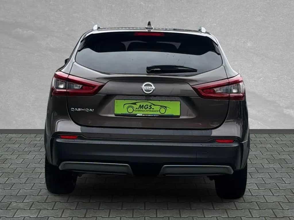 Nissan Qashqai 1.3 DIG-T Zama DCT+PANORAMA+360-KAMERA 11/2020-photo-4