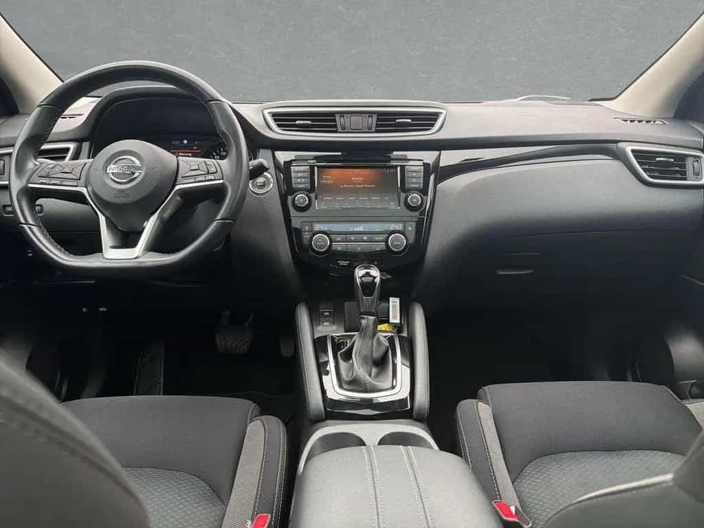 Nissan Qashqai 1.3 DIG-T Zama DCT+PANORAMA+360-KAMERA 11/2020-photo-7