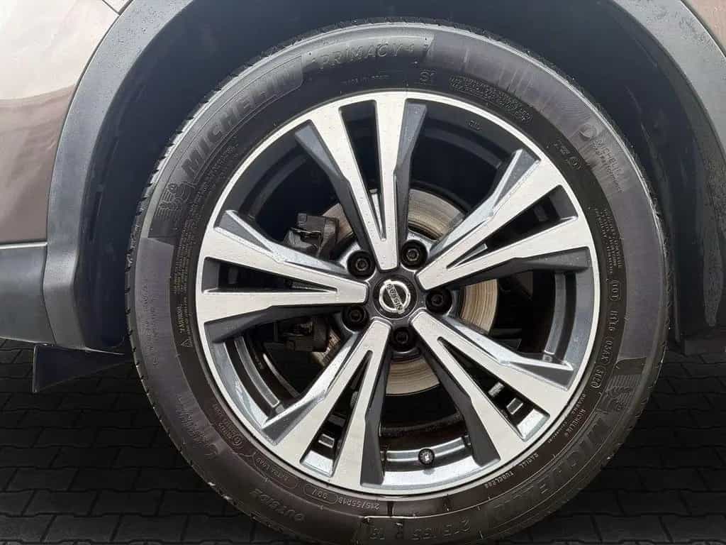 Nissan Qashqai 1.3 DIG-T Zama DCT+PANORAMA+360-KAMERA 11/2020-photo-9
