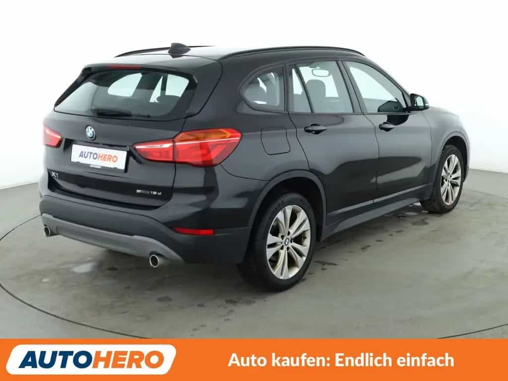 BMW X1 xDrive 18 d Sport Line AHK PDC SHZ NAVI BT 07/2018-photo-5