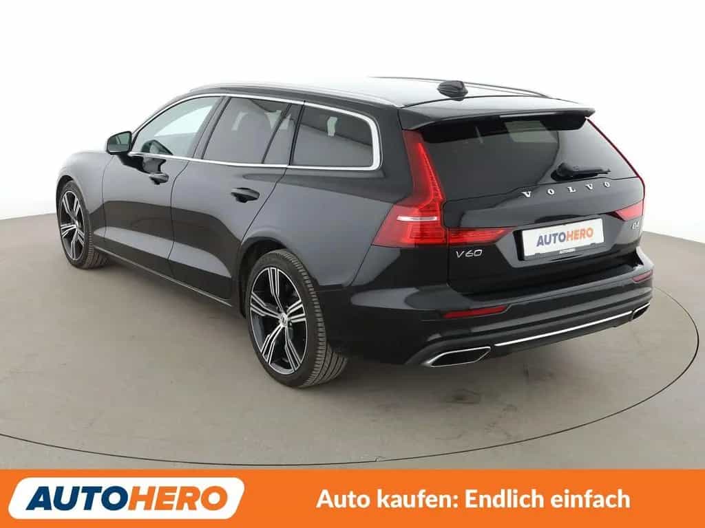 Volvo V60 2.0 B4 Inscription Aut.*NAVI*LED*TEMPO*CAM* 04/2021-photo-3