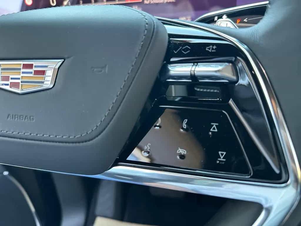 Cadillac Escalade ESV Sport Platinum 2026 24" Execut.Seat null-photo-20