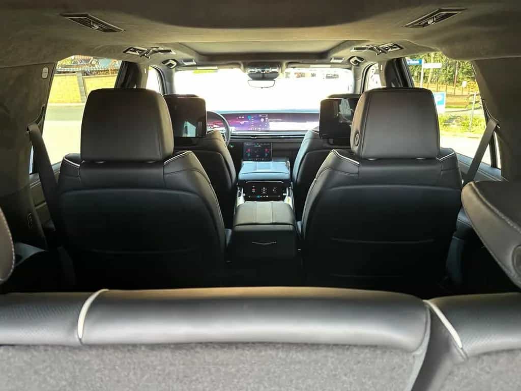 Cadillac Escalade ESV Sport Platinum 2026 24" Execut.Seat null-photo-39