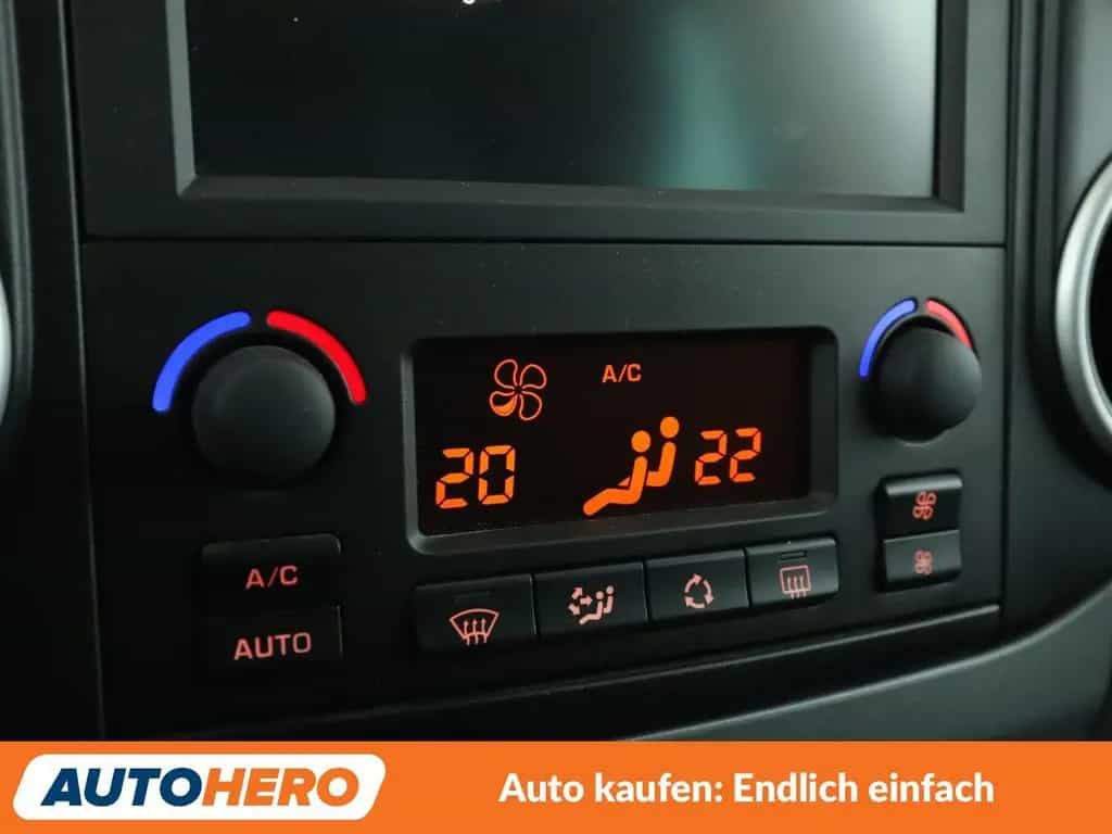 Citroën Berlingo 1.6 Blue-HDi XTR*NAVI*TEMPO*CAM*PDC* 01/2017-photo-22