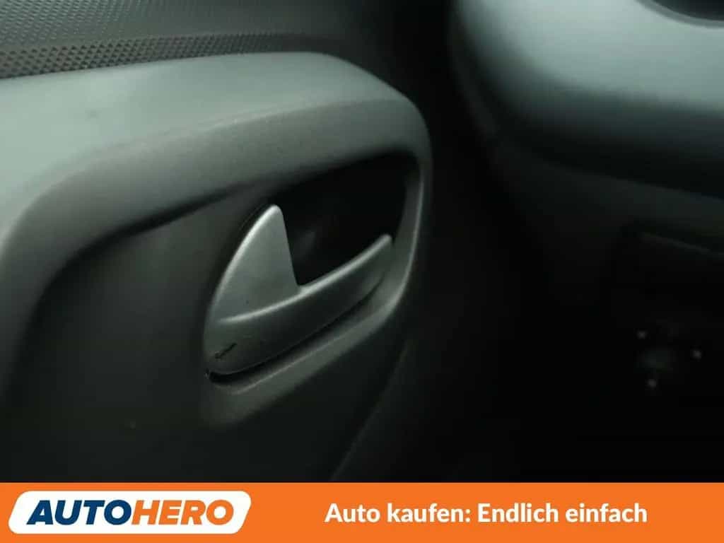 Citroën Berlingo 1.6 Blue-HDi XTR*NAVI*TEMPO*CAM*PDC* 01/2017-photo-26
