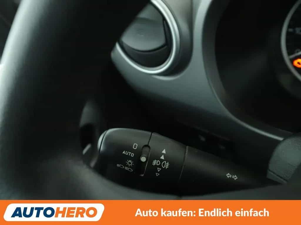 Citroën Berlingo 1.6 Blue-HDi XTR*NAVI*TEMPO*CAM*PDC* 01/2017-photo-28