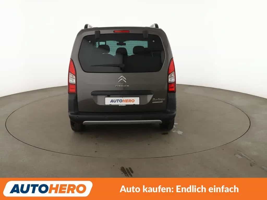 Citroën Berlingo 1.6 Blue-HDi XTR*NAVI*TEMPO*CAM*PDC* 01/2017-photo-4